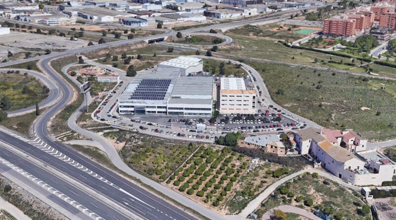 El Ayuntamiento de Paterna destinará 70.000 euros de las ayudas que va a solicitar al Instituto Valenciano de la Competitividad Empresarial (IVACE) para mejorar los accesos y hacer más seguro el polígono industrial Molí del Testar.