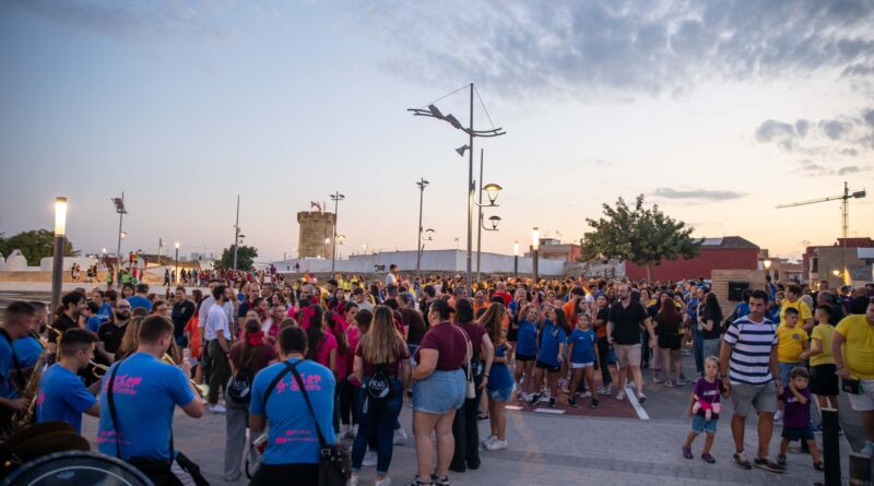 Las Fallas de Paterna impregnan la ciudad de un fin de semana lleno de ‘Germanor Fallera’