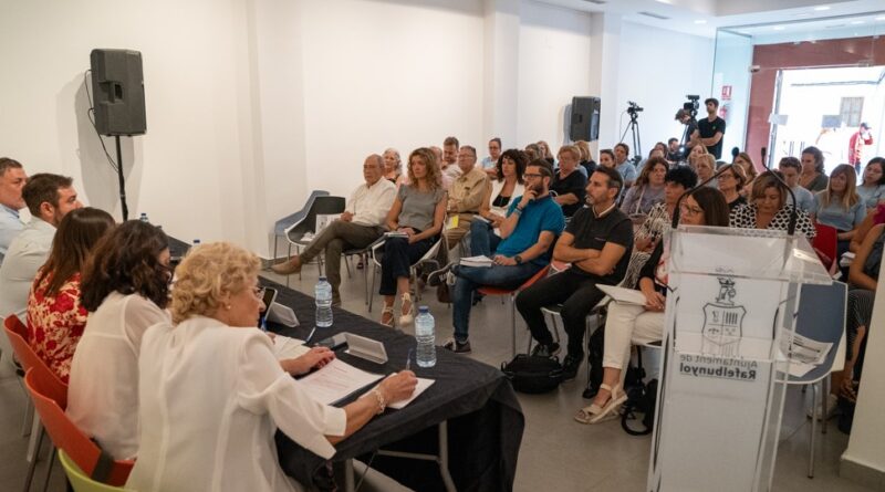 Rafelbunyol acoge un foro de El Meridiano para hablar sobre la soledad no deseada