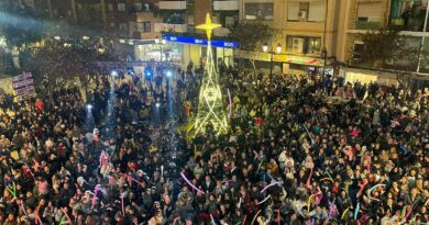 Arranca la Navidad solidaria en Paterna con el tradicional encendido de luces en la ciudad