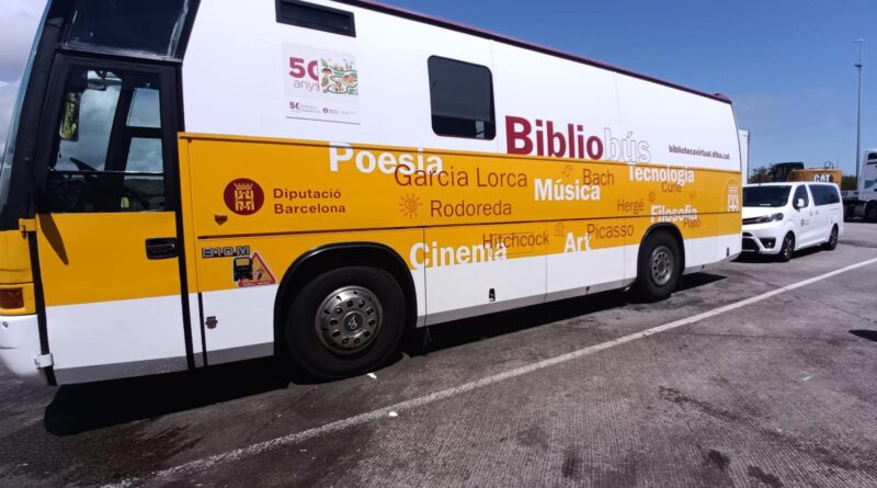 La Diputació de València agradece a la de Barcelona la cesión de un bibliobús para ayudar los municipios afectados por la dana