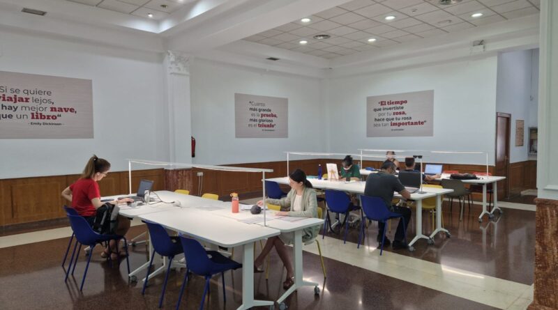 Arranca el horario ininterrumpido en las salas de estudio y bibliotecas de Paterna para preparar los exámenes de fin de curso