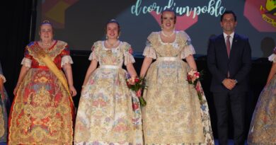 Rocío Navarro y Celia Ballesteros son las nuevas Falleras Mayores de Paterna