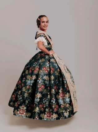 Nora – Fallera Major Infantil: "Emoció en cada acte"