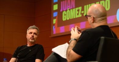 Juan Gómez-Jurado corona el éxito de la decimocuarta edición de VLC NEGRA reivindicando la literatura comercial en la Fundación Bancaja