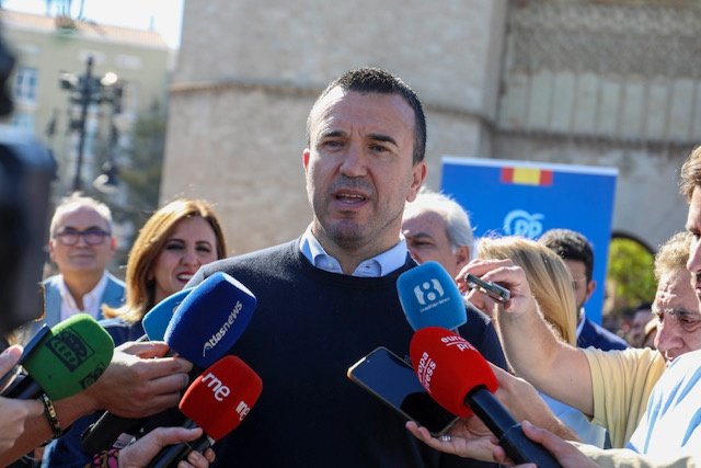 Mompó reivindica “el equipazo” del PP de la provincia de Valencia para defender los intereses valencianos en Madrid