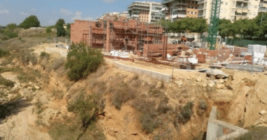Compromís presenta alegaciones contra el proyecto urbanístico de Montesori en Paterna